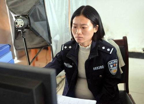 朝阳群众吃瓜警花事件,吃瓜事件引发网络热议